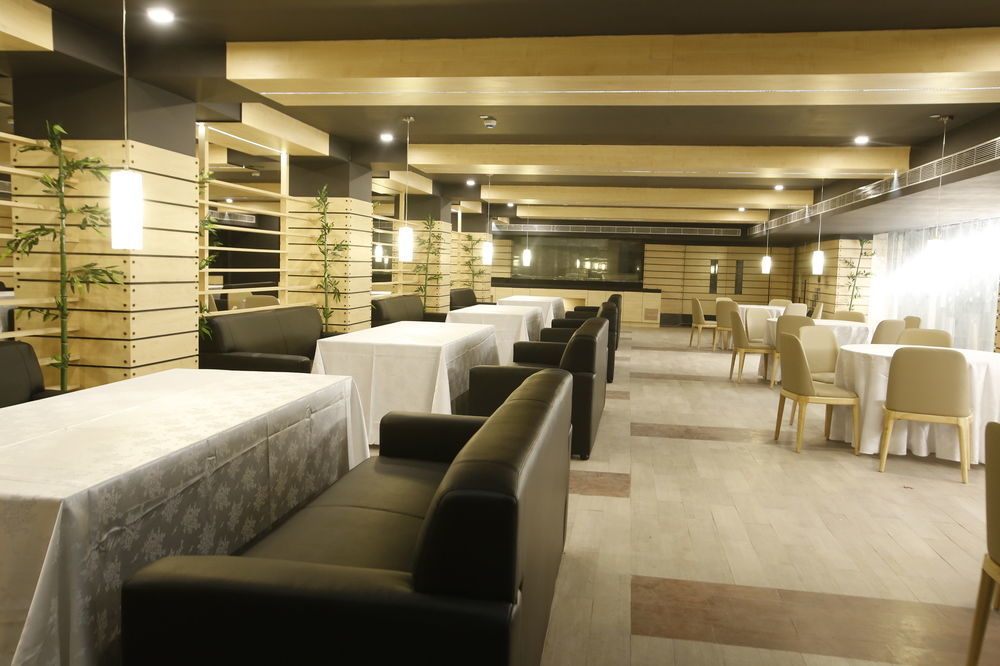 Hotel Patliputra Continental Patna  Ngoại thất bức ảnh
