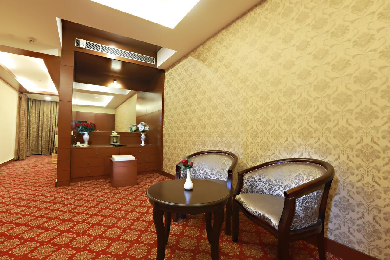 Hotel Patliputra Continental Patna  Ngoại thất bức ảnh