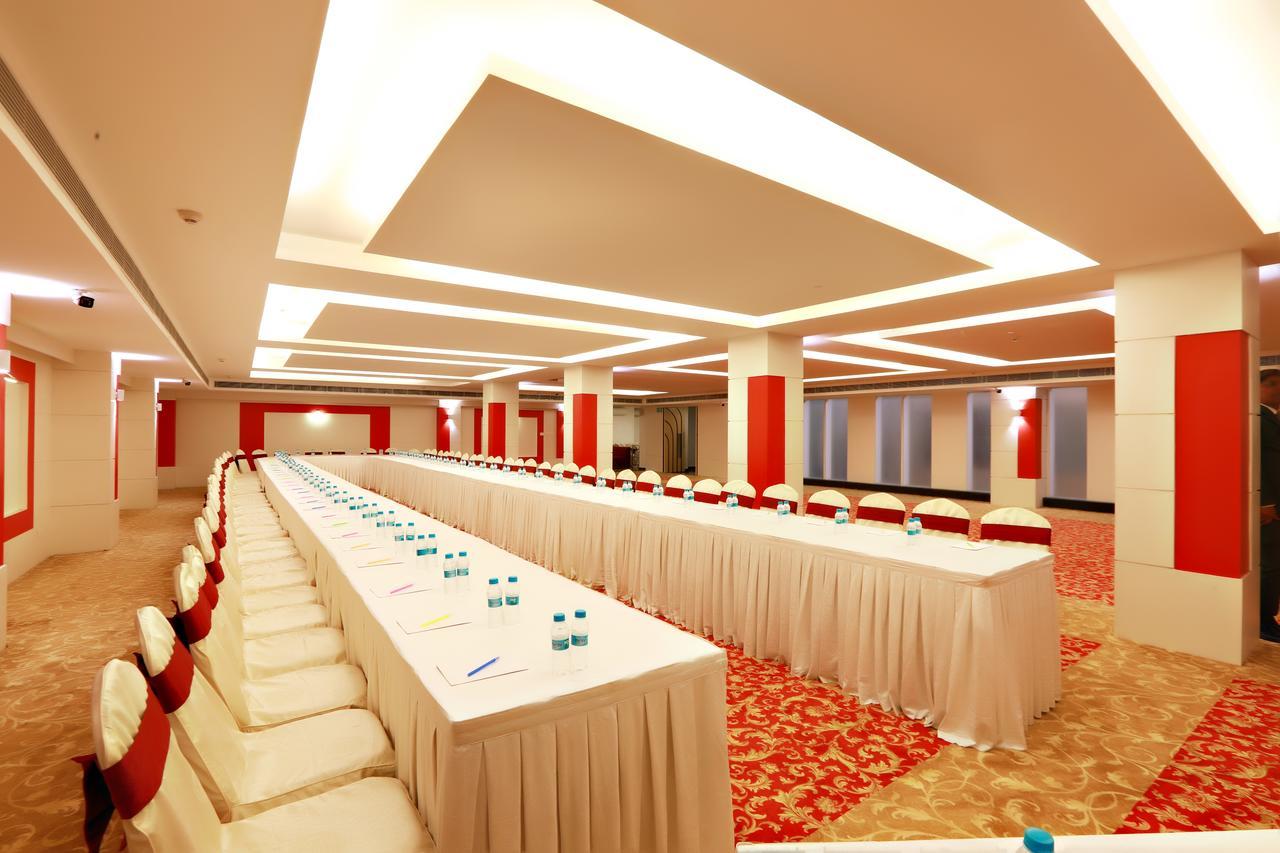 Hotel Patliputra Continental Patna  Ngoại thất bức ảnh