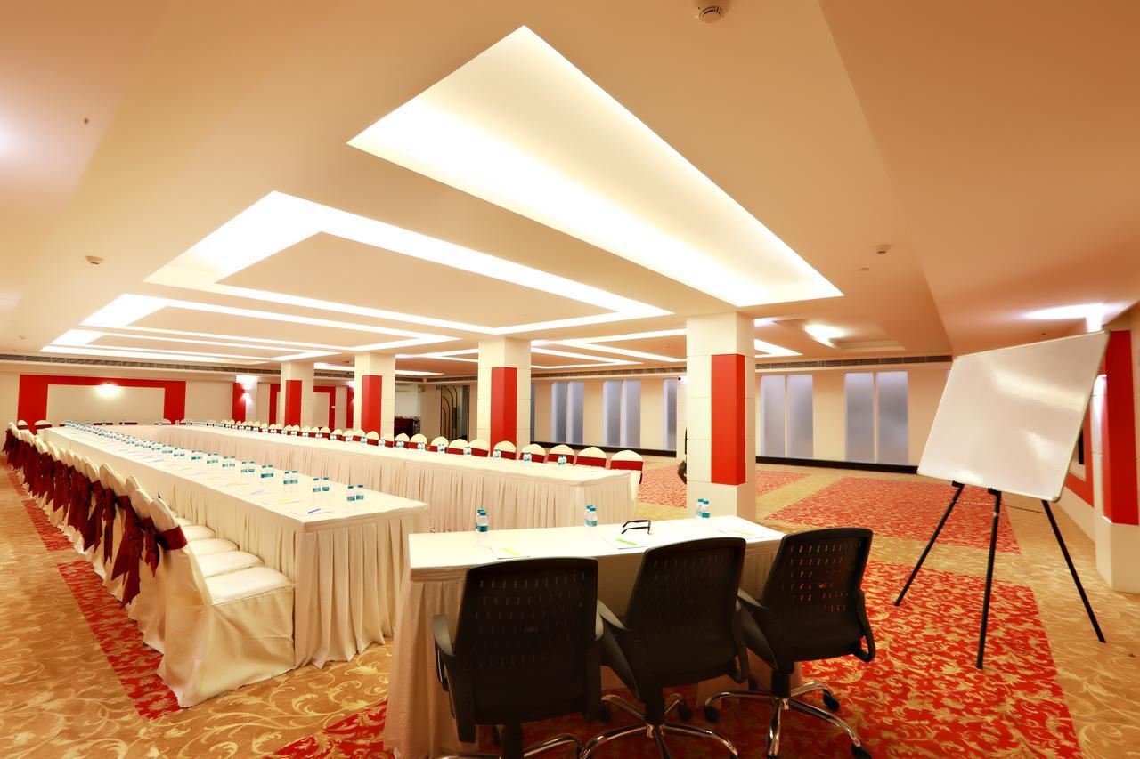Hotel Patliputra Continental Patna  Ngoại thất bức ảnh