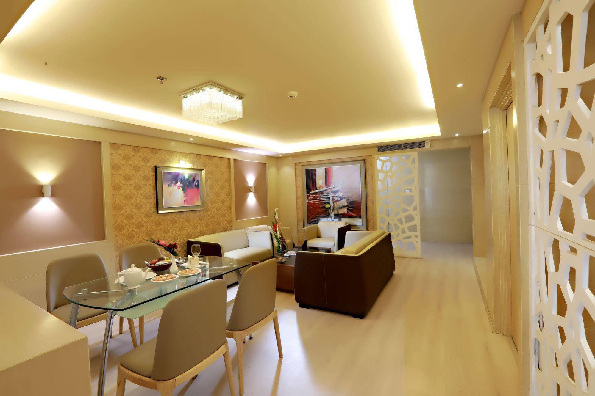 Hotel Patliputra Continental Patna  Ngoại thất bức ảnh