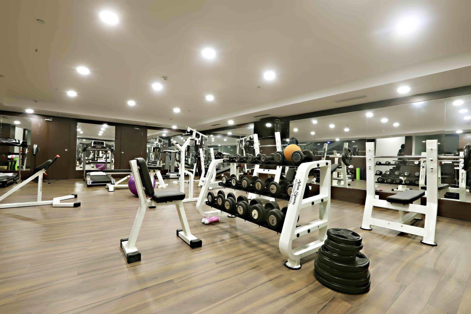 Hotel Patliputra Continental Patna  Ngoại thất bức ảnh